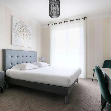 Western Brittany Centre & Plages מלון