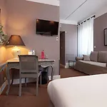 Отель Western Brittany Centre & Plages 3*