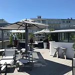 Отель Western Brittany Centre & Plages