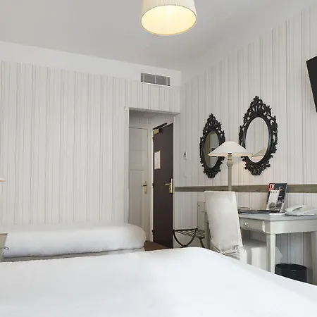 Western Brittany Centre & Plages Hotell