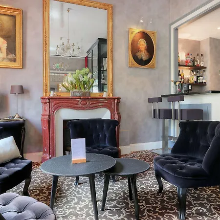 Western Brittany Centre & Plages Otel 3*