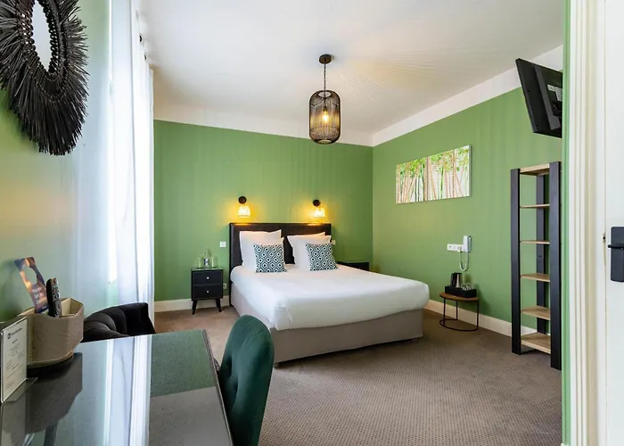 Western Brittany Centre Hotel 3*